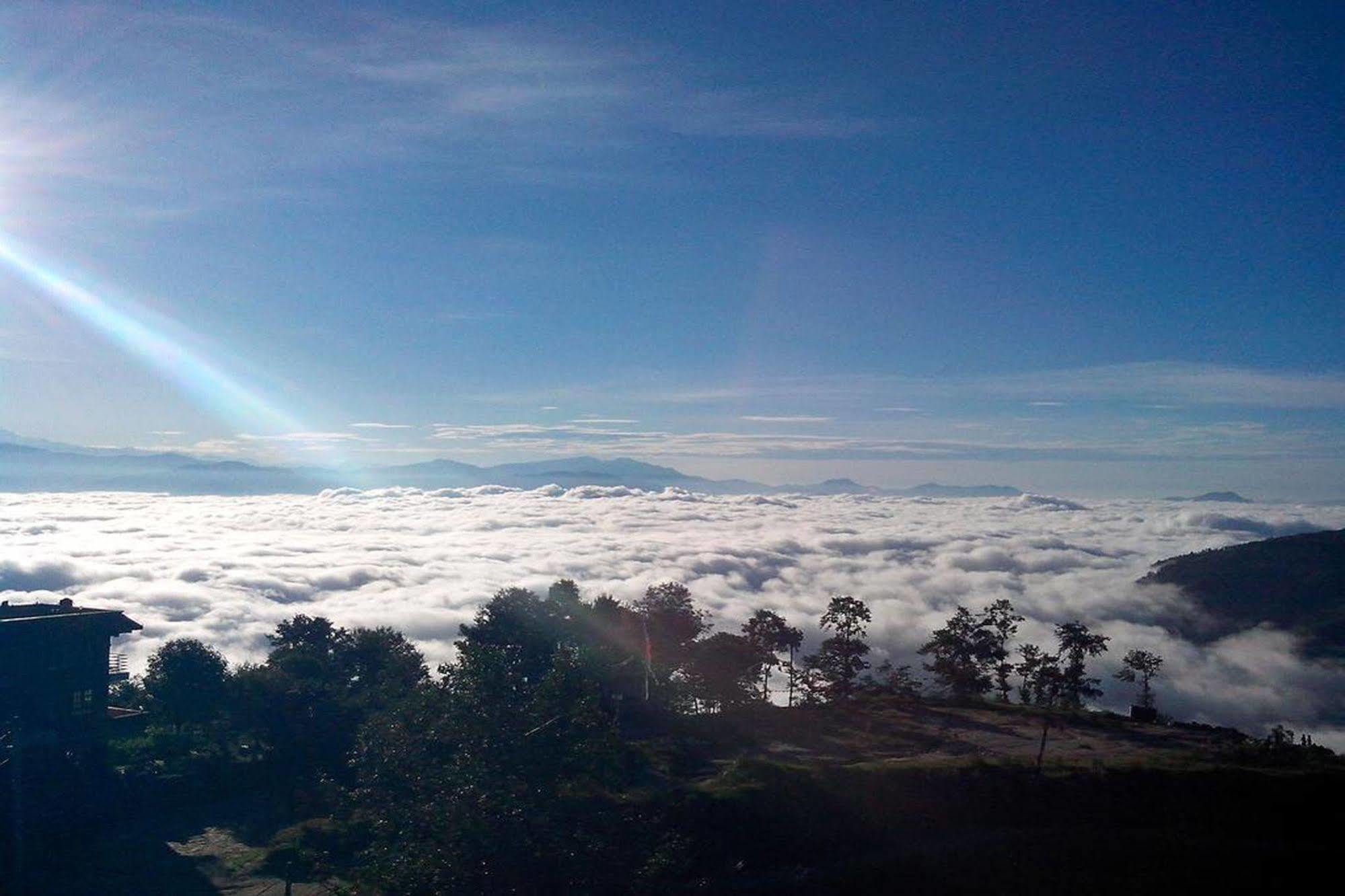 Nagarkot Sunshine Hotel Baluwapati Deupur Extérieur photo